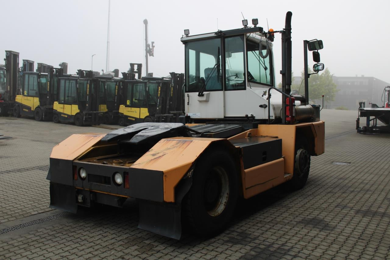 Kalmar TR618I - טרקטור מסוף: תמונה 3 Kalmar TR618I - טרקטור מסוף: תמונה 3
