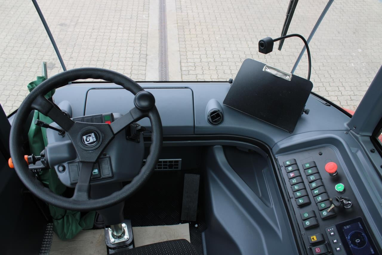 Kalmar TRL618I 4X4 - טרקטור מסוף: תמונה 4 Kalmar TRL618I 4X4 - טרקטור מסוף: תמונה 4