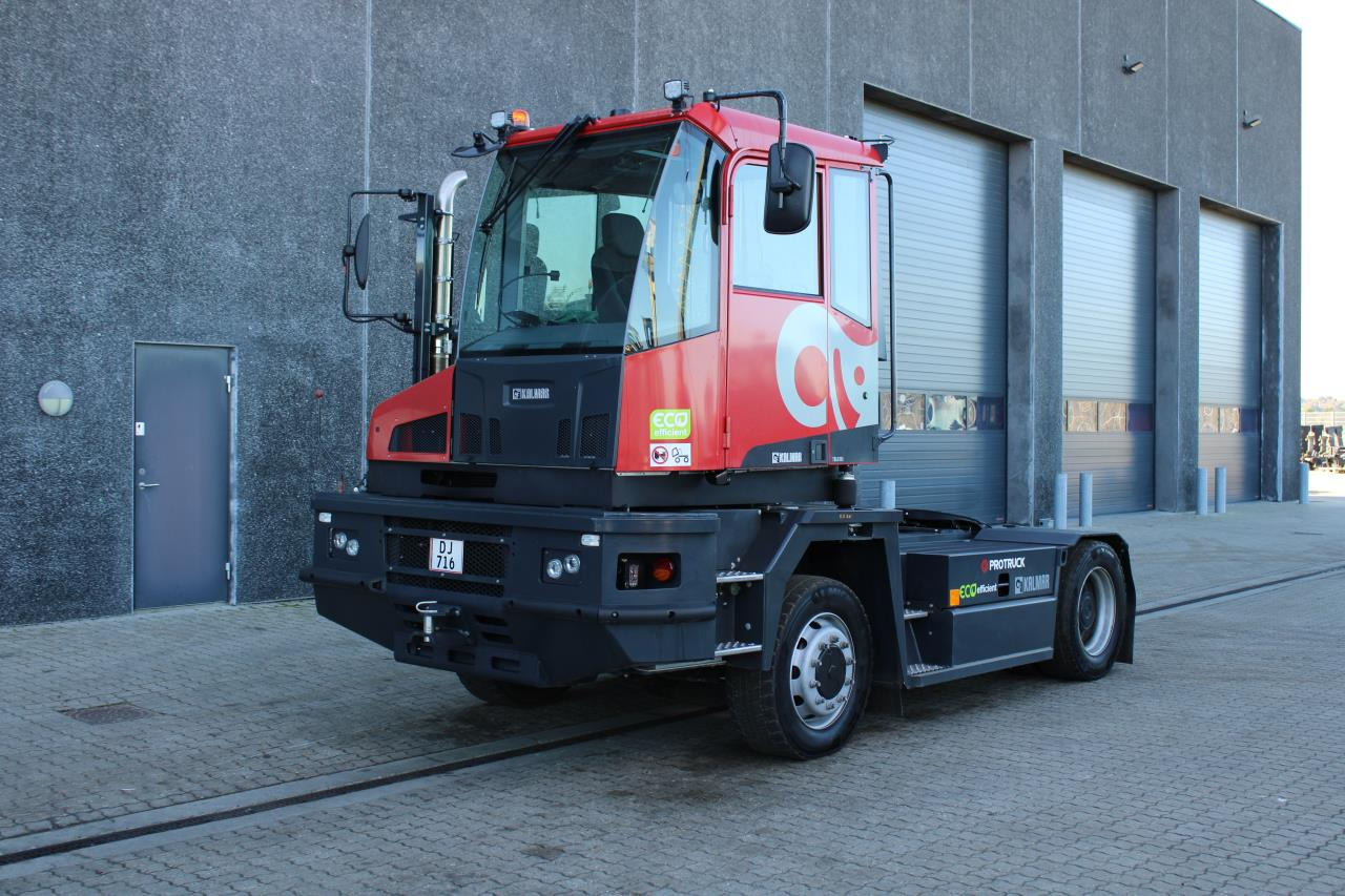 Kalmar TRL618I 4X4 - טרקטור מסוף: תמונה 2 Kalmar TRL618I 4X4 - טרקטור מסוף: תמונה 2