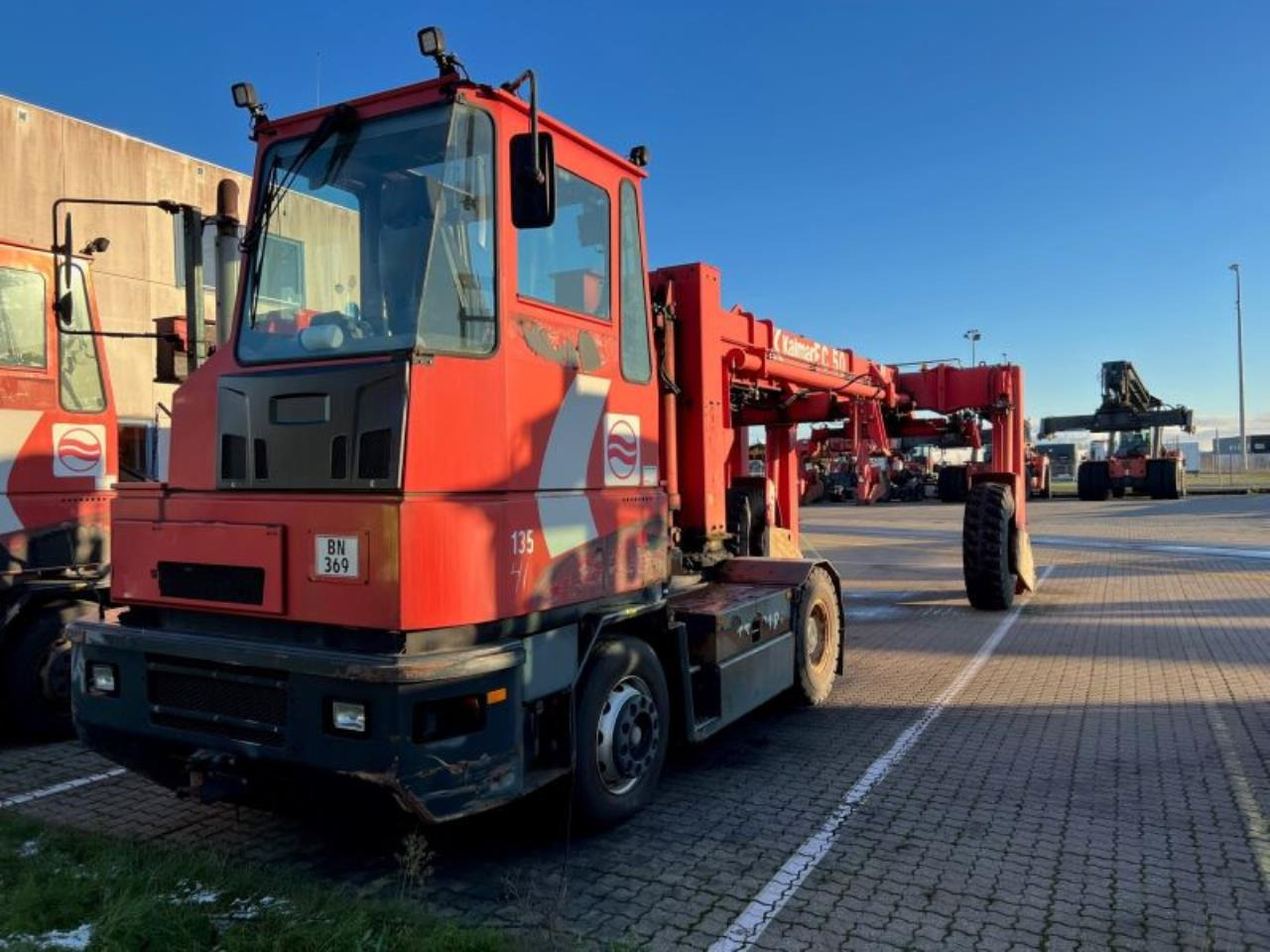 Kalmar TT618 - טרקטור מסוף: תמונה 2 Kalmar TT618 - טרקטור מסוף: תמונה 2