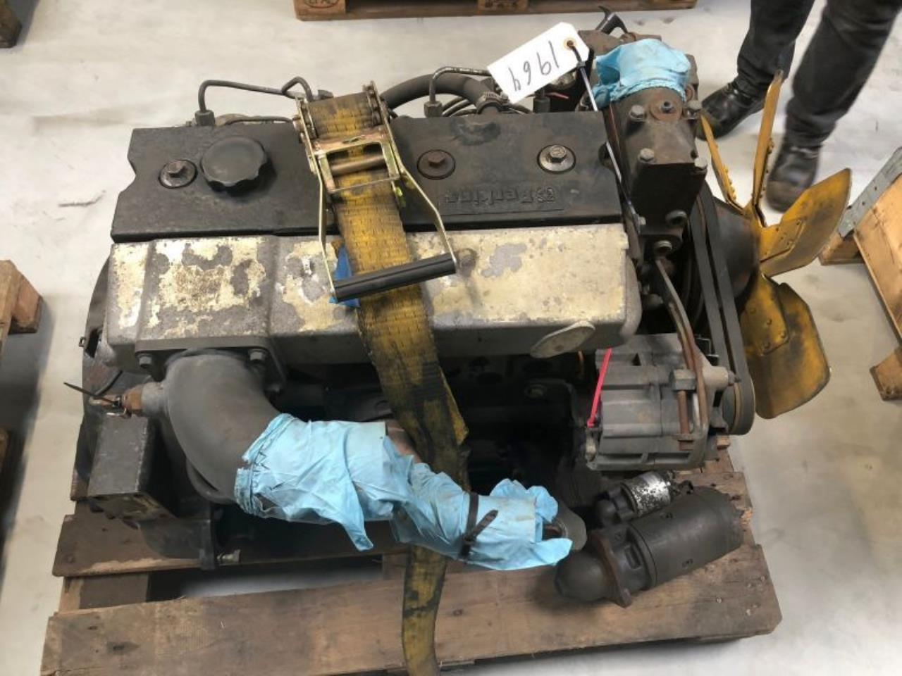 Perkins 1104T - מנוע: תמונה 1 Perkins 1104T - מנוע: תמונה 1