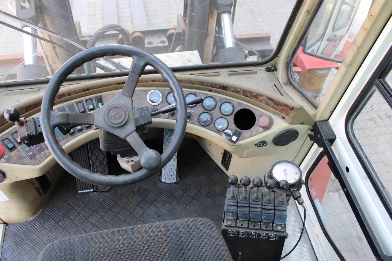 SveTruck 1260-30 - מלגזת סולר: תמונה 4 SveTruck 1260-30 - מלגזת סולר: תמונה 4