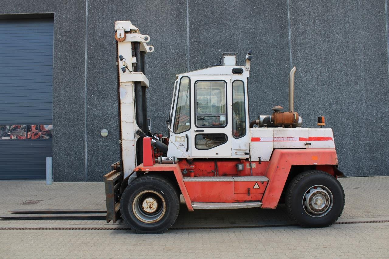 SveTruck 1260-30 - מלגזת סולר: תמונה 1 SveTruck 1260-30 - מלגזת סולר: תמונה 1