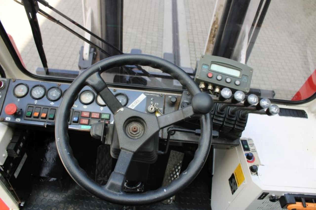 SveTruck 15120-35 - מלגזת סולר: תמונה 4 SveTruck 15120-35 - מלגזת סולר: תמונה 4