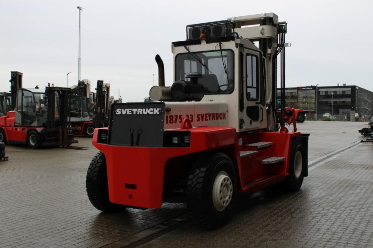 SveTruck 1875-33 - מלגזת סולר: תמונה 3 SveTruck 1875-33 - מלגזת סולר: תמונה 3