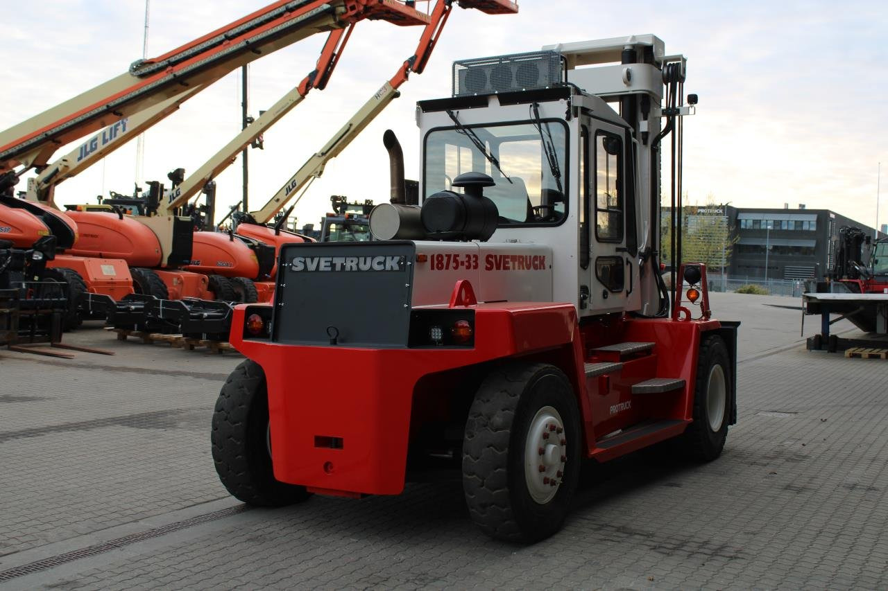 SveTruck 1875-33 - מלגזת סולר: תמונה 3 SveTruck 1875-33 - מלגזת סולר: תמונה 3