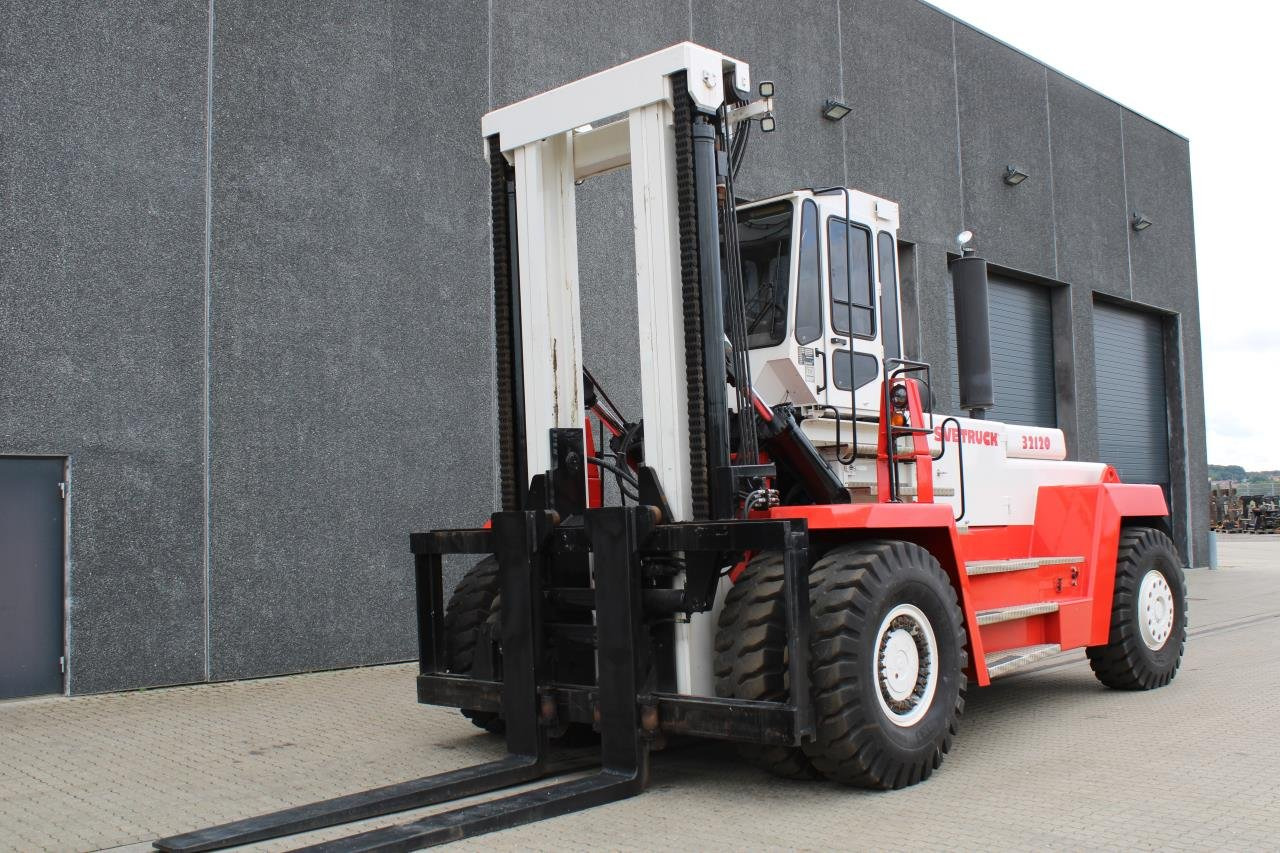 SveTruck 32120-50 - מלגזת סולר: תמונה 2 SveTruck 32120-50 - מלגזת סולר: תמונה 2
