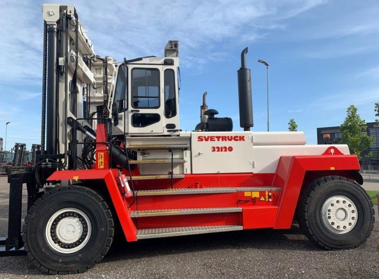 SveTruck 32120-50 - מלגזת סולר: תמונה 1 SveTruck 32120-50 - מלגזת סולר: תמונה 1