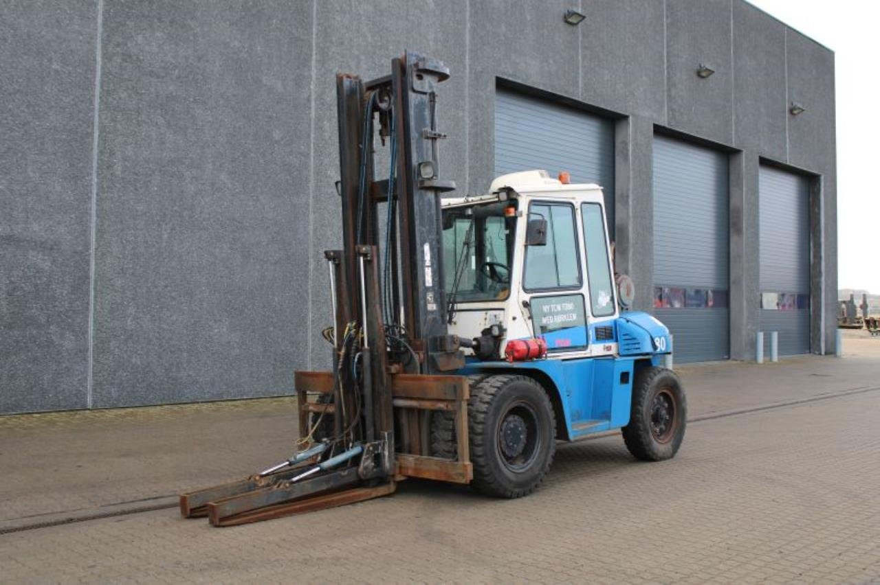 TCM FD80 - מלגזת סולר: תמונה 2 TCM FD80 - מלגזת סולר: תמונה 2