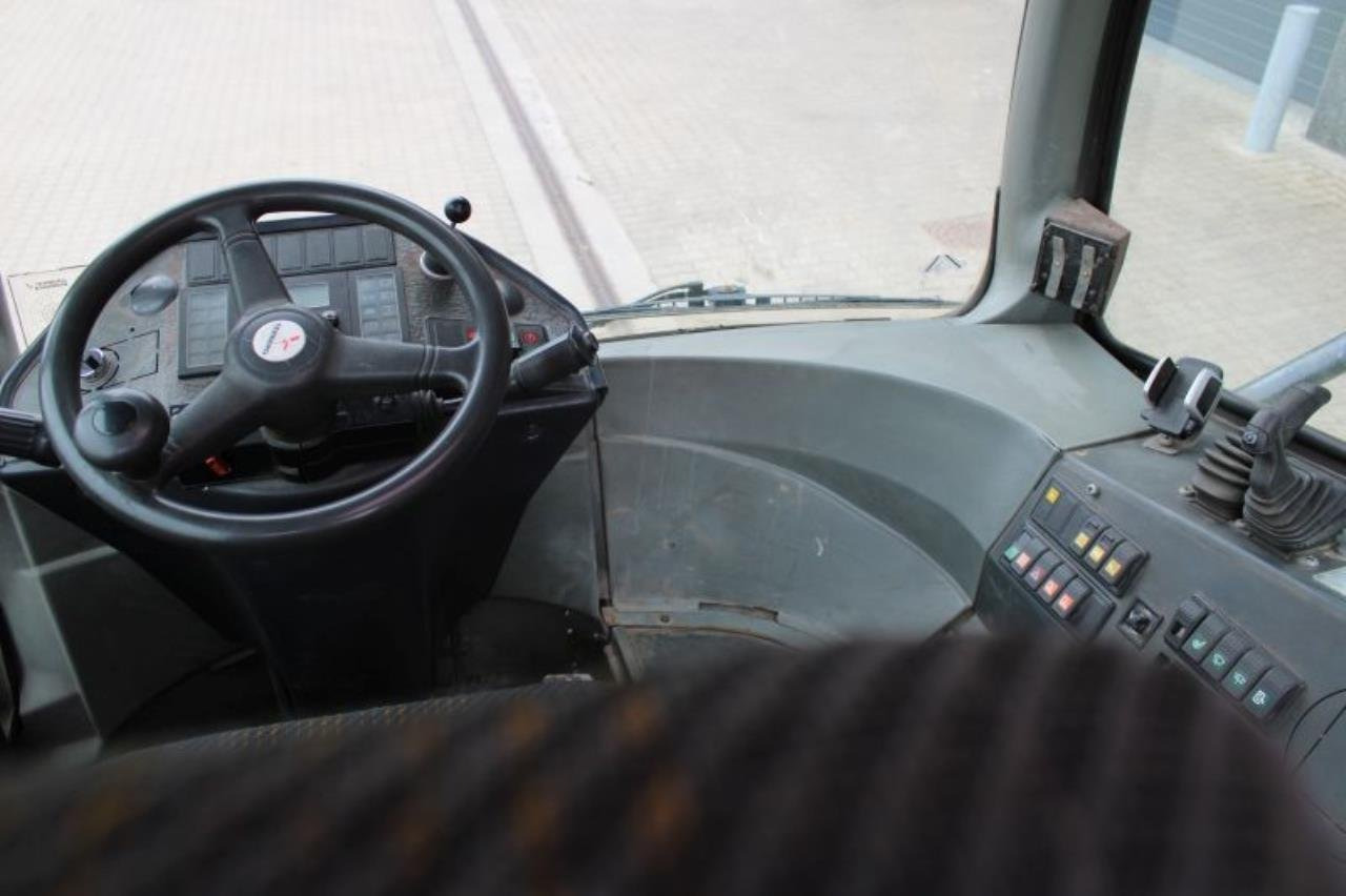 Terberg RT222 - טרקטור מסוף: תמונה 4 Terberg RT222 - טרקטור מסוף: תמונה 4