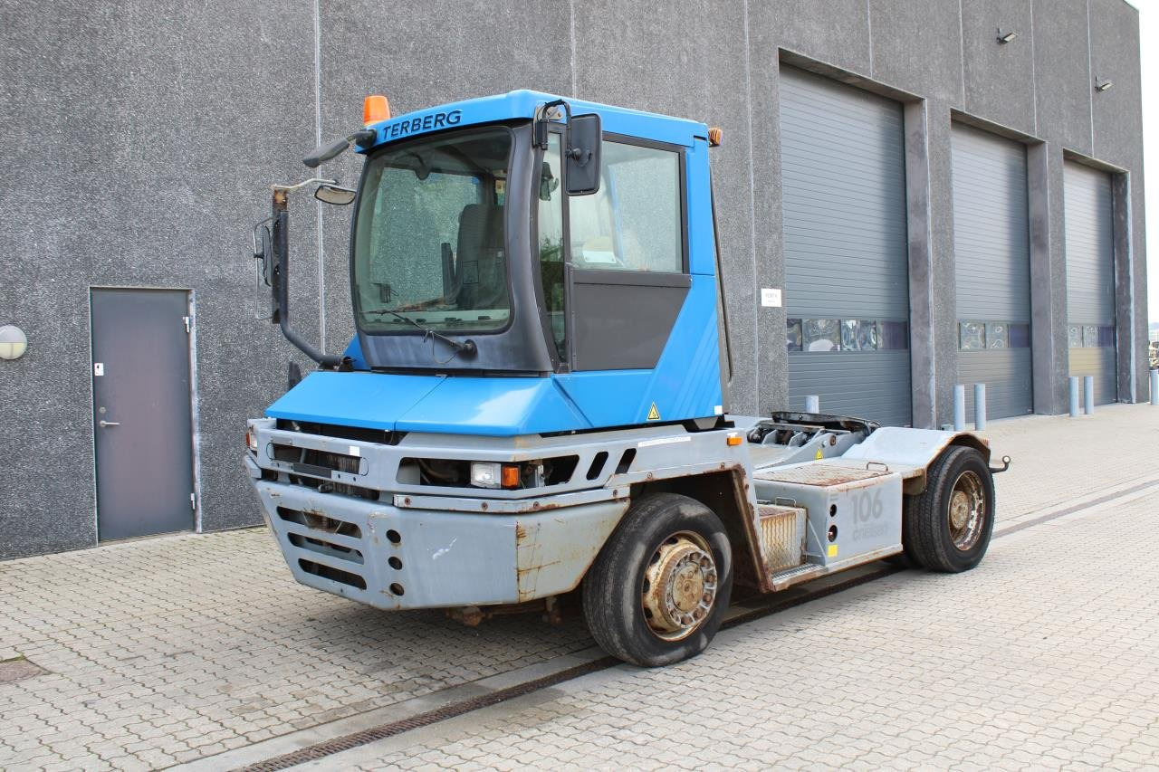 Terberg RT222 - טרקטור מסוף: תמונה 2 Terberg RT222 - טרקטור מסוף: תמונה 2