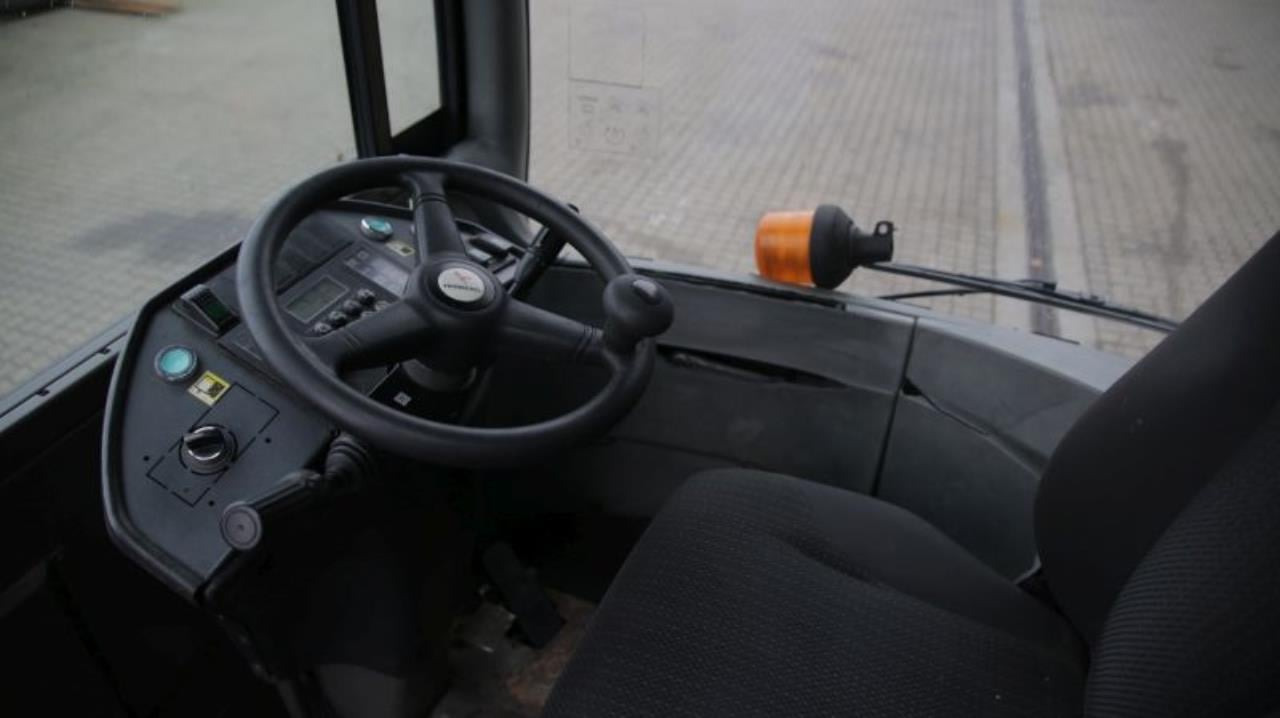 Terberg RT222 - טרקטור מסוף: תמונה 4 Terberg RT222 - טרקטור מסוף: תמונה 4