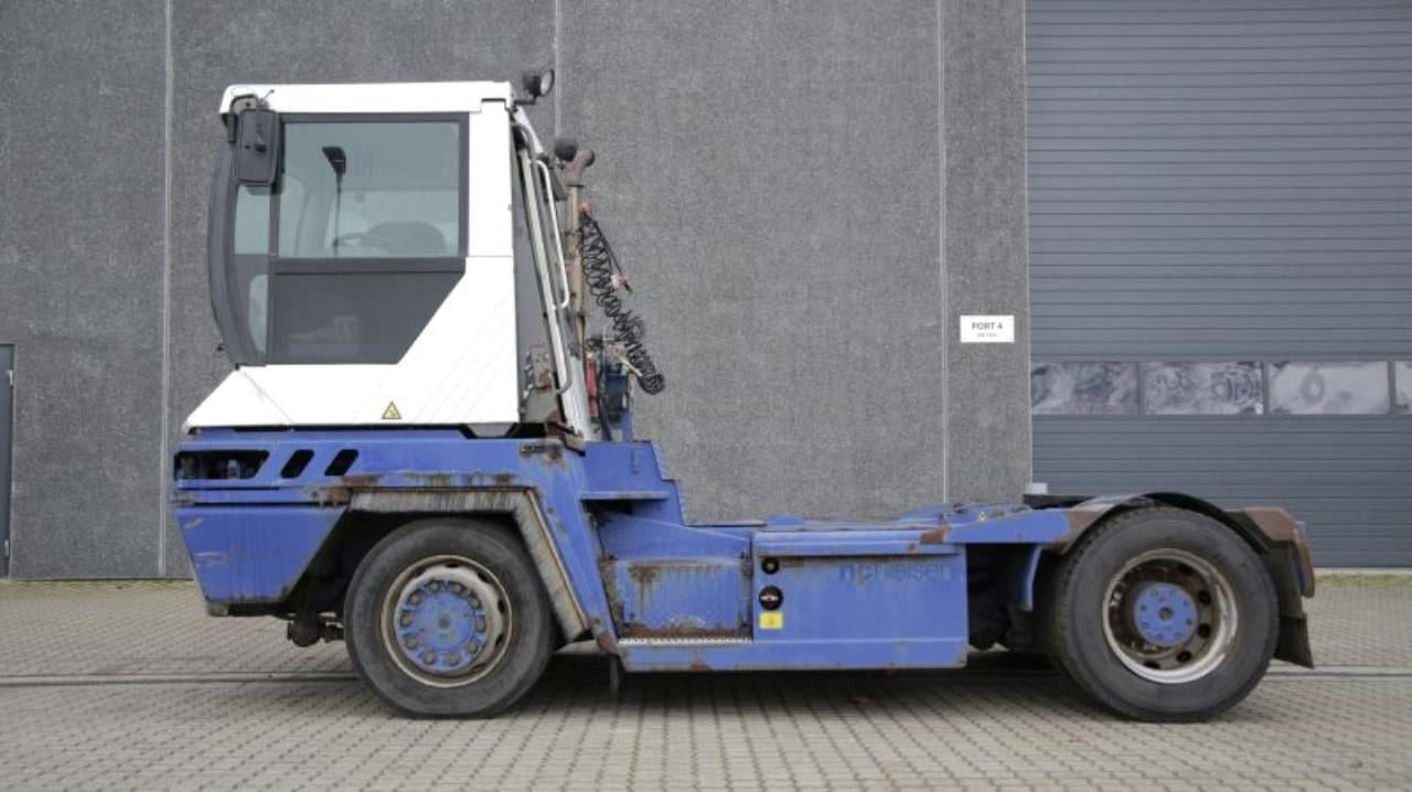 Terberg RT222 - טרקטור מסוף: תמונה 1 Terberg RT222 - טרקטור מסוף: תמונה 1