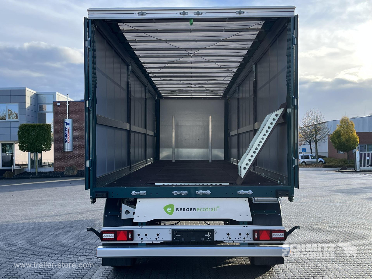 BERGER Auflieger Curtainsider Coil - סמיטריילר עם וילונות צד: תמונה 5 BERGER Auflieger Curtainsider Coil - סמיטריילר עם וילונות צד: תמונה 5