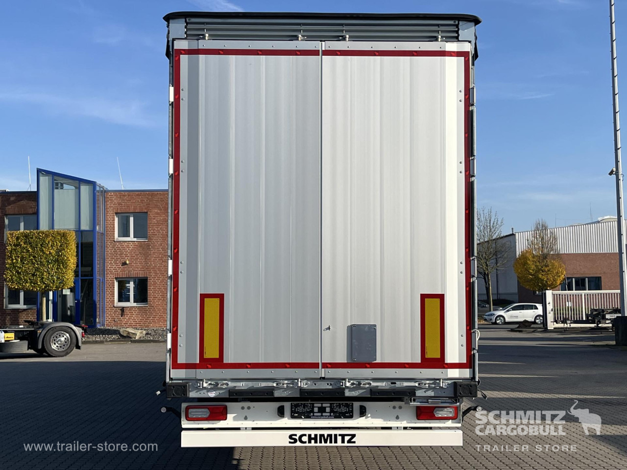 SCHMITZ Auflieger Curtainsider Mega - סמיטריילר עם וילונות צד: תמונה 4 SCHMITZ Auflieger Curtainsider Mega - סמיטריילר עם וילונות צד: תמונה 4