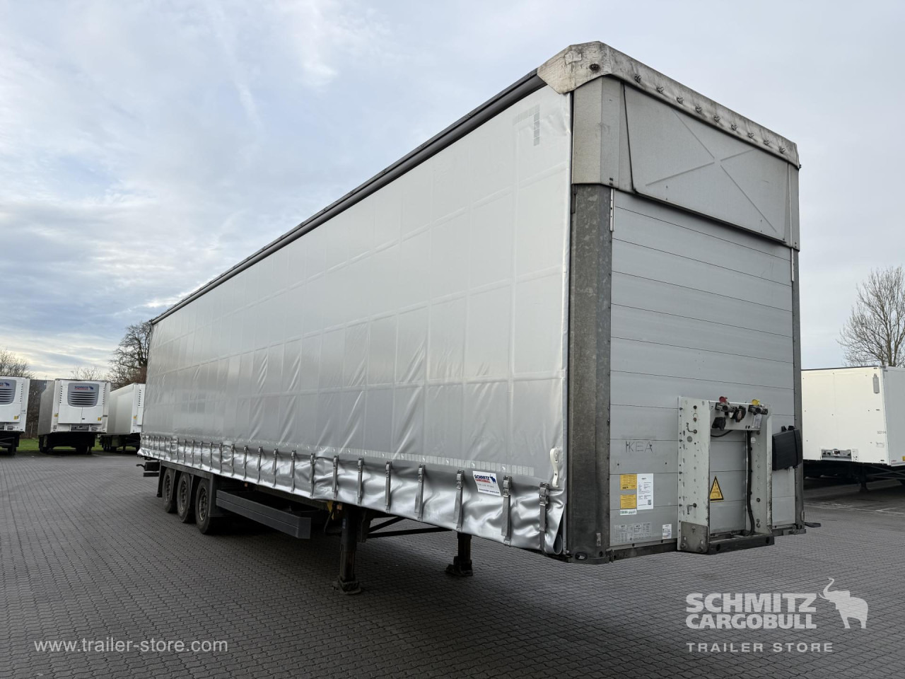 SCHMITZ Auflieger Curtainsider Mega - סמיטריילר עם וילונות צד: תמונה 1 SCHMITZ Auflieger Curtainsider Mega - סמיטריילר עם וילונות צד: תמונה 1