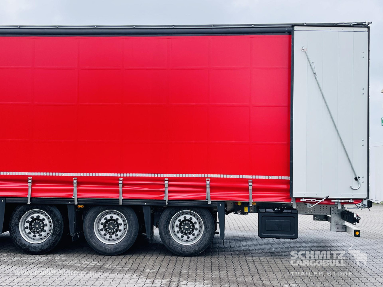 SCHMITZ Auflieger Curtainsider Mega - סמיטריילר עם וילונות צד: תמונה 4 SCHMITZ Auflieger Curtainsider Mega - סמיטריילר עם וילונות צד: תמונה 4