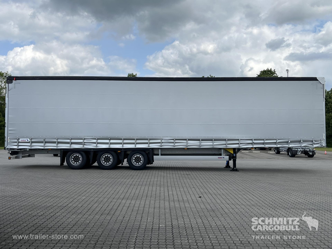 SCHMITZ Auflieger Curtainsider Mega - סמיטריילר עם וילונות צד: תמונה 2 SCHMITZ Auflieger Curtainsider Mega - סמיטריילר עם וילונות צד: תמונה 2
