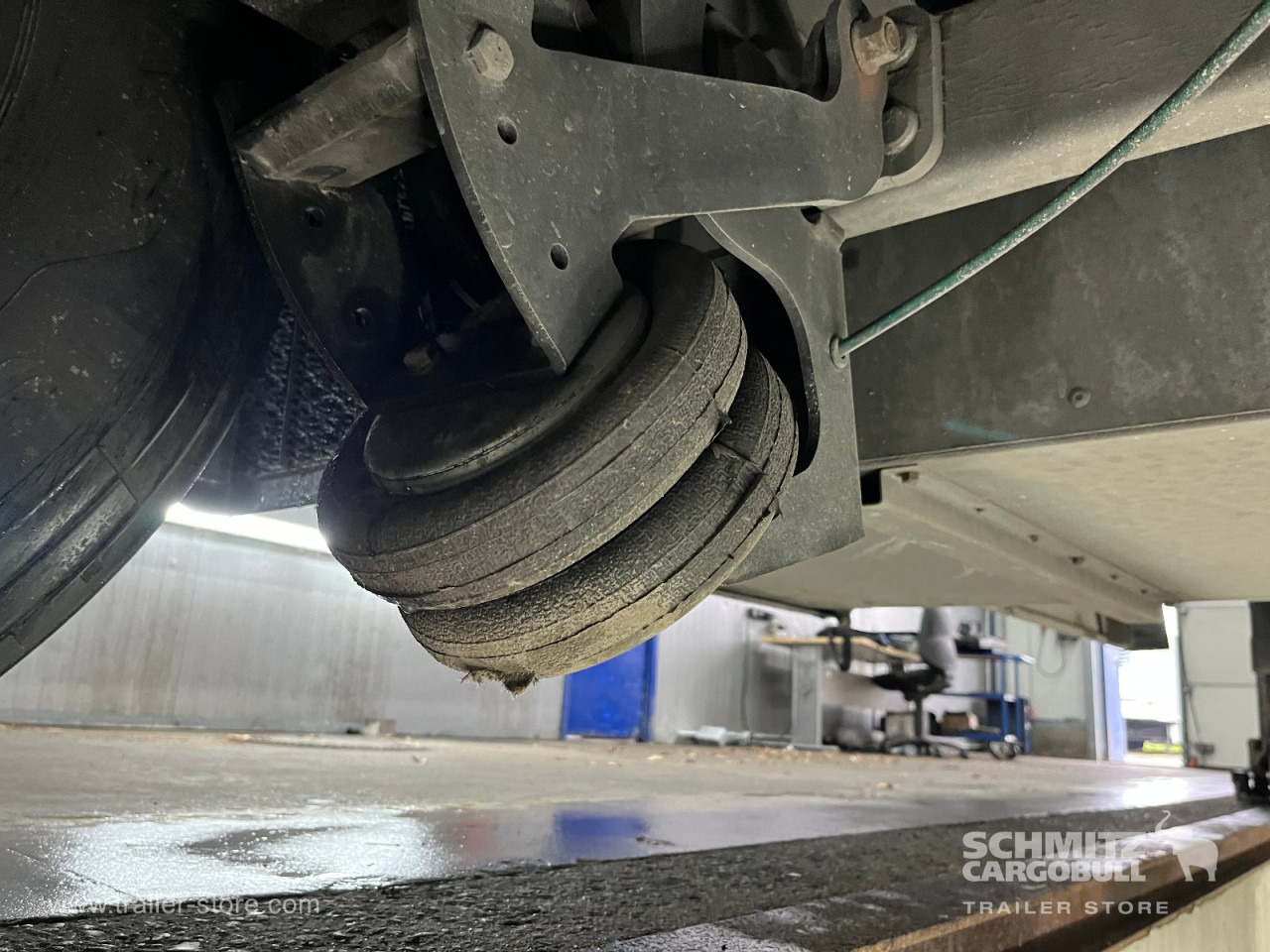 SCHMITZ Auflieger Curtainsider Standard - סמיטריילר עם וילונות צד: תמונה 3 SCHMITZ Auflieger Curtainsider Standard - סמיטריילר עם וילונות צד: תמונה 3