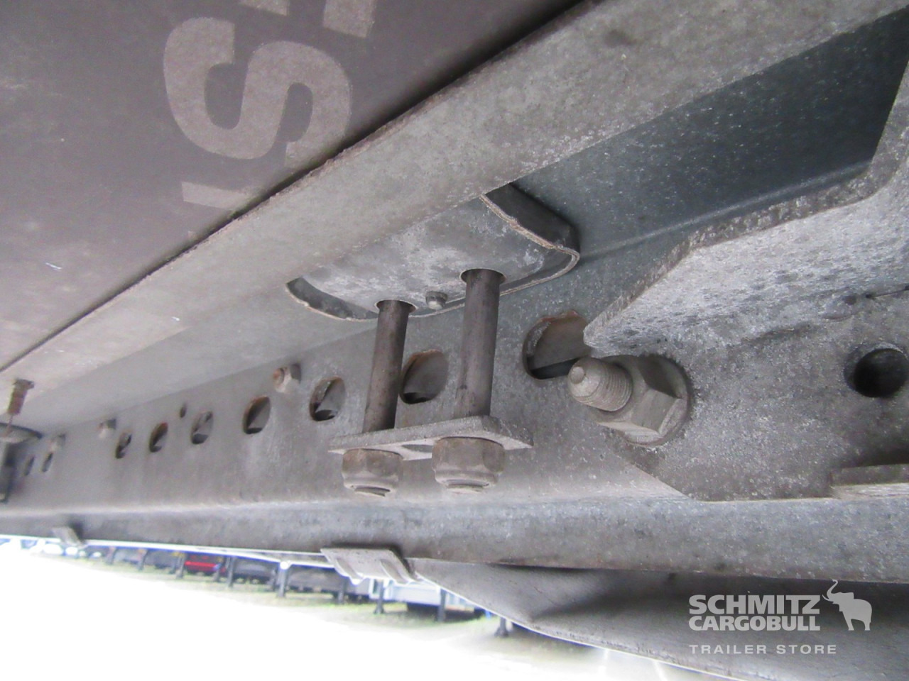 SCHMITZ Auflieger Curtainsider Standard - סמיטריילר עם וילונות צד: תמונה 4 SCHMITZ Auflieger Curtainsider Standard - סמיטריילר עם וילונות צד: תמונה 4