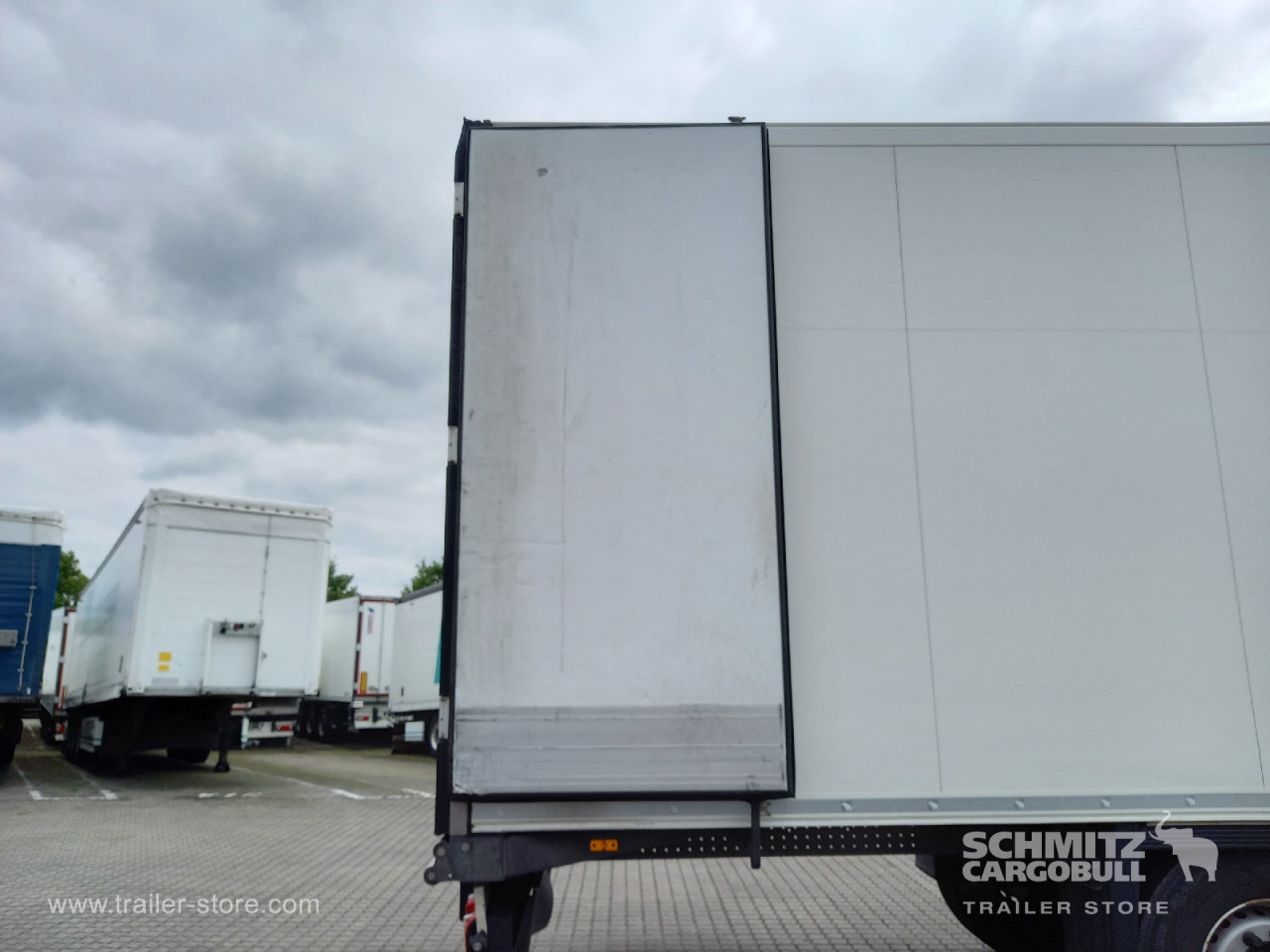 SCHMITZ Auflieger Tiefkühler Multitemp - סמיטריילר איזותרמי: תמונה 3 SCHMITZ Auflieger Tiefkühler Multitemp - סמיטריילר איזותרמי: תמונה 3