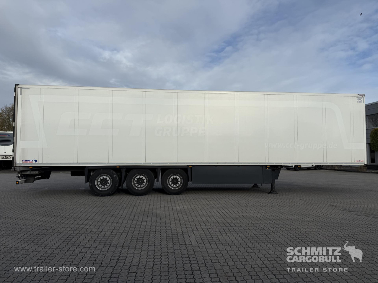 SCHMITZ Auflieger Tiefkühler Standard Double deck - סמיטריילר איזותרמי: תמונה 2 SCHMITZ Auflieger Tiefkühler Standard Double deck - סמיטריילר איזותרמי: תמונה 2