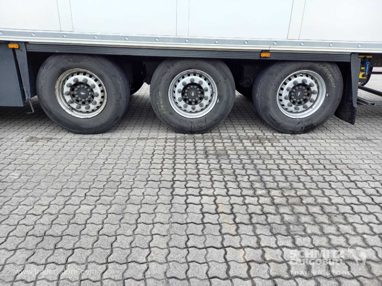 SCHMITZ Auflieger Tiefkühler Standard Double deck - סמיטריילר איזותרמי: תמונה 2 SCHMITZ Auflieger Tiefkühler Standard Double deck - סמיטריילר איזותרמי: תמונה 2
