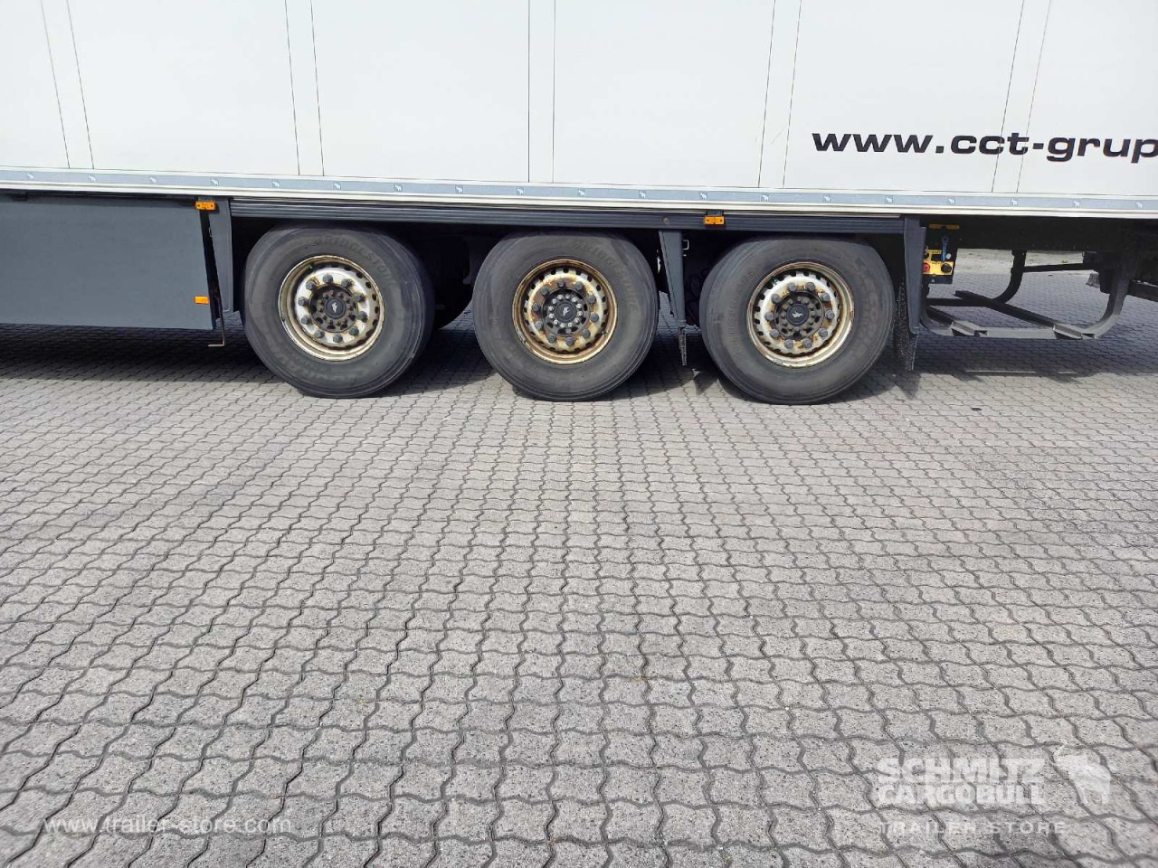 SCHMITZ Auflieger Tiefkühler Standard Double deck - סמיטריילר איזותרמי: תמונה 2 SCHMITZ Auflieger Tiefkühler Standard Double deck - סמיטריילר איזותרמי: תמונה 2