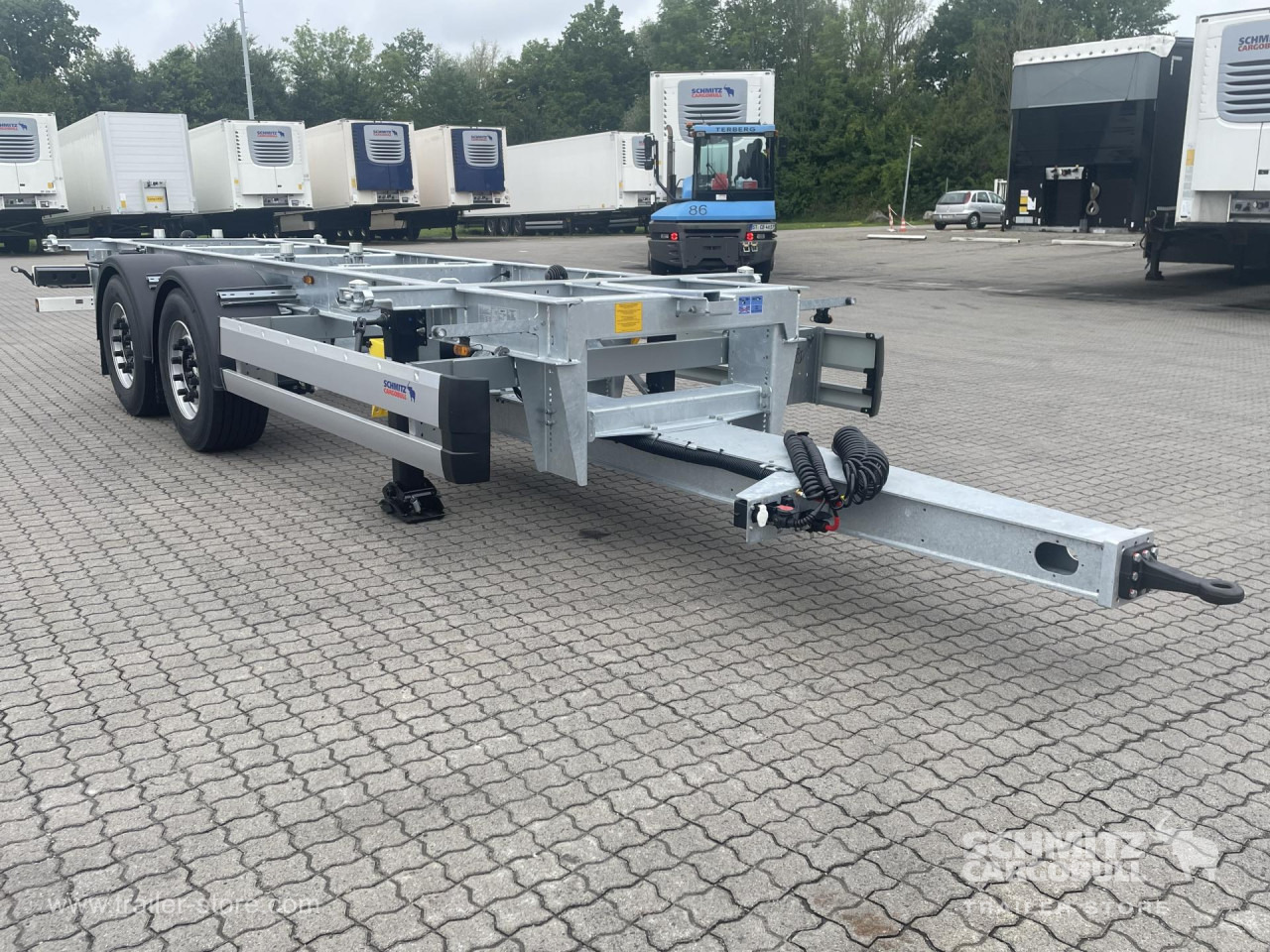 SCHMITZ Zentralachsanhänger Wechselfahrgestell Standard - קרון נגרר מוביל מכולות/ החלפת גוף: תמונה 1 SCHMITZ Zentralachsanhänger Wechselfahrgestell Standard - קרון נגרר מוביל מכולות/ החלפת גוף: תמונה 1