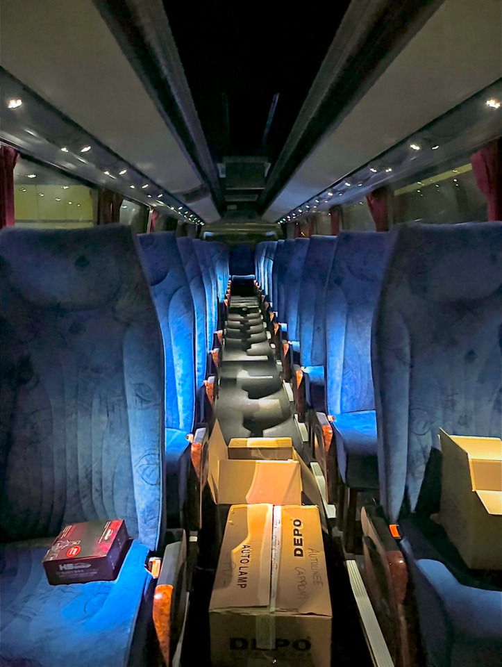 Iveco New Domino euro 5 (WC-KLIMA-57SEATS-NEW TYRES-ALCOA WHEELS) - אוטובוס בין עירוני: תמונה 2 Iveco New Domino euro 5 (WC-KLIMA-57SEATS-NEW TYRES-ALCOA WHEELS) - אוטובוס בין עירוני: תמונה 2