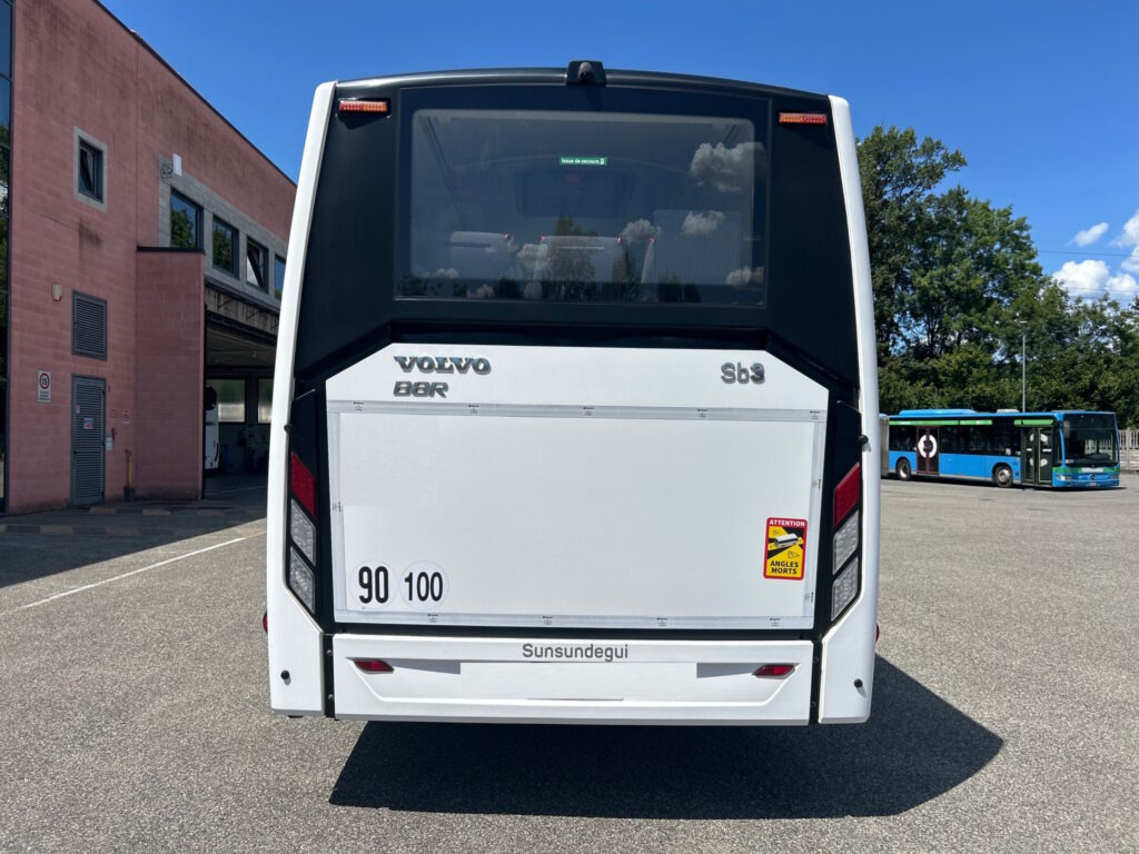 N.1 VOLVO MIDI SUNSUNDEGUI – Anno 2022 - אוטובוס פרברים: תמונה 2 N.1 VOLVO MIDI SUNSUNDEGUI – Anno 2022 - אוטובוס פרברים: תמונה 2