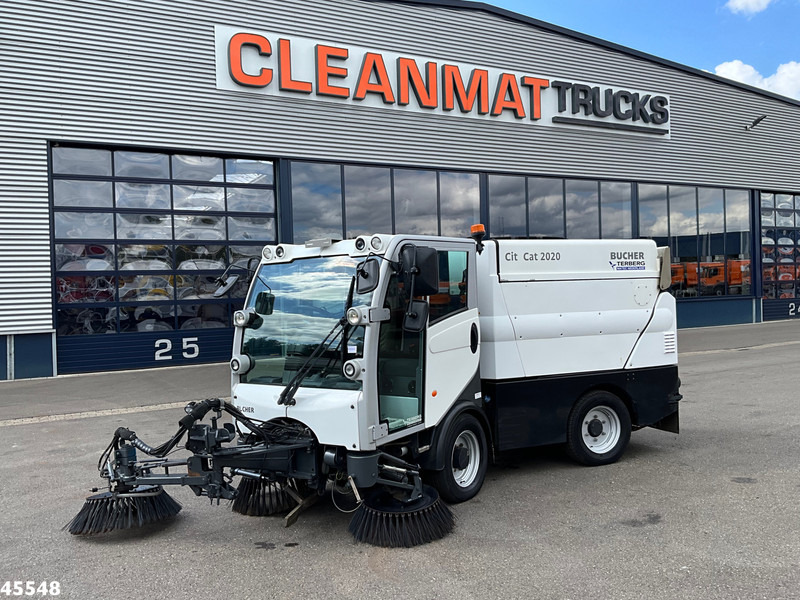 Bucher Citycat 2020 with 3-rd brush - מטאטא כבישים: תמונה 2 Bucher Citycat 2020 with 3-rd brush - מטאטא כבישים: תמונה 2