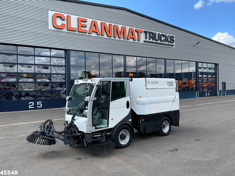 Bucher Citycat 2020 with 3-rd brush - מטאטא כבישים: תמונה 3 Bucher Citycat 2020 with 3-rd brush - מטאטא כבישים: תמונה 3