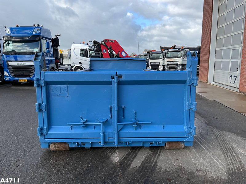 Container 10m3 HMF 17 Tonmeter laadkraan - מכולת גלגול: תמונה 5 Container 10m3 HMF 17 Tonmeter laadkraan - מכולת גלגול: תמונה 5