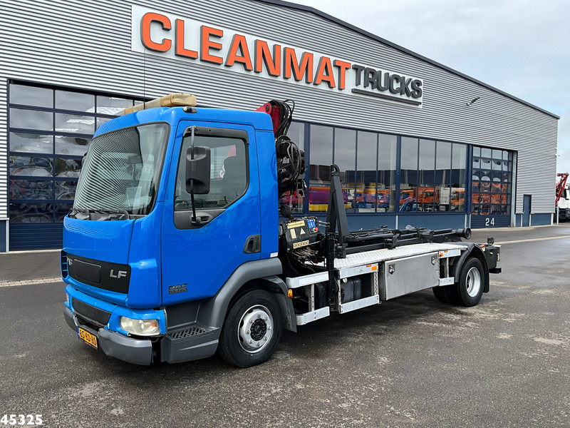 DAF FA 45 LF 180 HMF 7 Tonmeter laadkraan - משאית הרמת וו, משאית מנוף: תמונה 2 DAF FA 45 LF 180 HMF 7 Tonmeter laadkraan - משאית הרמת וו, משאית מנוף: תמונה 2