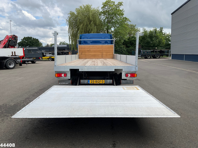 DAF FA LF 250 Euro 6 Autotransporter met laadklep - משאית הובלה אוטומטית: תמונה 4 DAF FA LF 250 Euro 6 Autotransporter met laadklep - משאית הובלה אוטומטית: תמונה 4