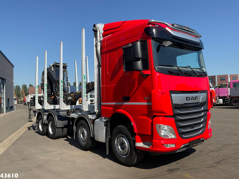DAF FAD XF 530 8x4 Holzkran - משאית מנוף: תמונה 4 DAF FAD XF 530 8x4 Holzkran - משאית מנוף: תמונה 4