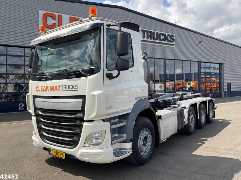 DAF FAK CF 460 Tridem 8x2 Euro 6 VDL 30 Ton haakarmsysteem - משאית הרמת וו: תמונה 2 DAF FAK CF 460 Tridem 8x2 Euro 6 VDL 30 Ton haakarmsysteem - משאית הרמת וו: תמונה 2