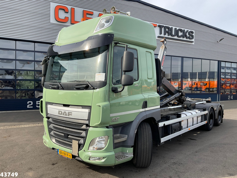 DAF FAS CF 440 Euro 6 Hiab 21 Ton haakarmsysteem - משאית הרמת וו: תמונה 1 DAF FAS CF 440 Euro 6 Hiab 21 Ton haakarmsysteem - משאית הרמת וו: תמונה 1
