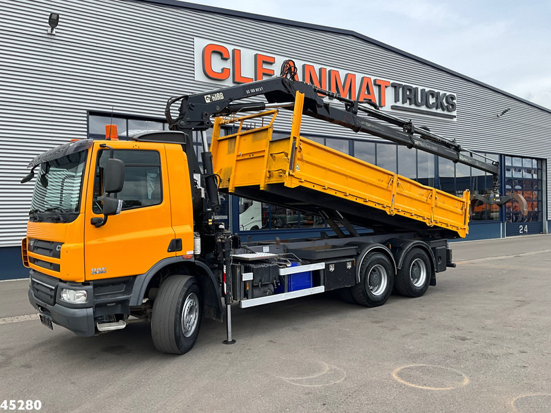 DAF FAT 75 CF 340 6x4 Manual Full steel Hiab 16 Tonmeter laadkraan - מזהיר, משאית מנוף: תמונה 1 DAF FAT 75 CF 340 6x4 Manual Full steel Hiab 16 Tonmeter laadkraan - מזהיר, משאית מנוף: תמונה 1