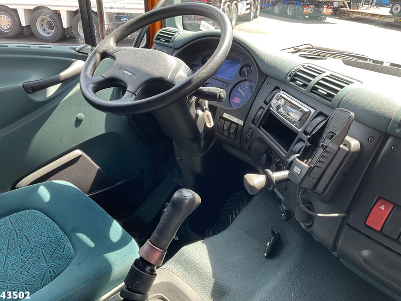 משאית ואקום DAF FAX 85 CF 340 Droge stoffen blaas installatie Just 21.613 km!: תמונה 16 משאית ואקום DAF FAX 85 CF 340 Droge stoffen blaas installatie Just 21.613 km!: תמונה 16