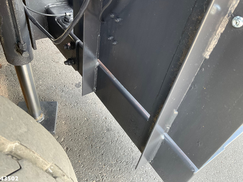 משאית ואקום DAF FAX 85 CF 340 Droge stoffen blaas installatie Just 21.613 km!: תמונה 13 משאית ואקום DAF FAX 85 CF 340 Droge stoffen blaas installatie Just 21.613 km!: תמונה 13