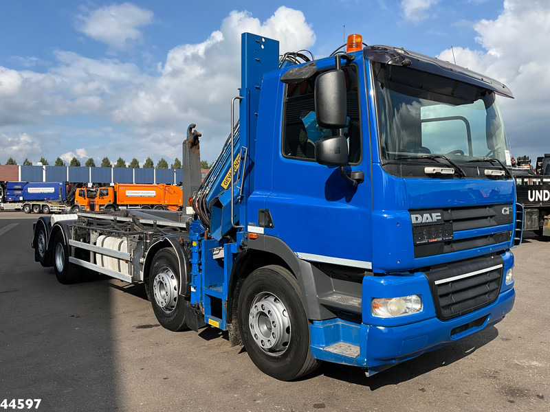 DAF FAX 85 CF 360 8x2 Euro 5 Hiab 16 Tonmeter laadkraan - משאית הרמת וו, משאית מנוף: תמונה 3 DAF FAX 85 CF 360 8x2 Euro 5 Hiab 16 Tonmeter laadkraan - משאית הרמת וו, משאית מנוף: תמונה 3