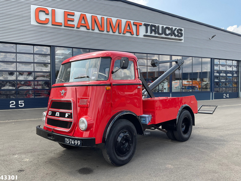 DAF T1300 ''Kikker'' Bergingswagen - משאית גרירה: תמונה 1 DAF T1300 ''Kikker'' Bergingswagen - משאית גרירה: תמונה 1