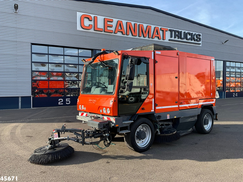 Dulevo 5020 Euro 6 with 3-rd brush - מטאטא כבישים: תמונה 2 Dulevo 5020 Euro 6 with 3-rd brush - מטאטא כבישים: תמונה 2