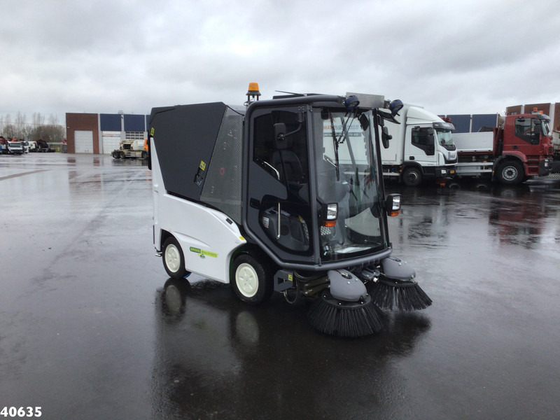 Green machine GM500H2 Hydrogen Waterstof Sweeper - מטאטא כבישים: תמונה 4 Green machine GM500H2 Hydrogen Waterstof Sweeper - מטאטא כבישים: תמונה 4