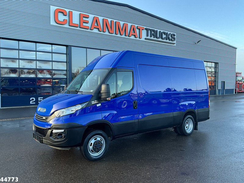 Iveco Daily 35C18 RIONED hogedrukwater installatie - משאית ואקום: תמונה 2 Iveco Daily 35C18 RIONED hogedrukwater installatie - משאית ואקום: תמונה 2