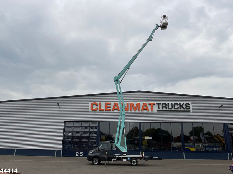 Iveco Daily 35S12 20 Meter hoogwerker + JIB Just 6.039 km! - משאית: תמונה 2 Iveco Daily 35S12 20 Meter hoogwerker + JIB Just 6.039 km! - משאית: תמונה 2