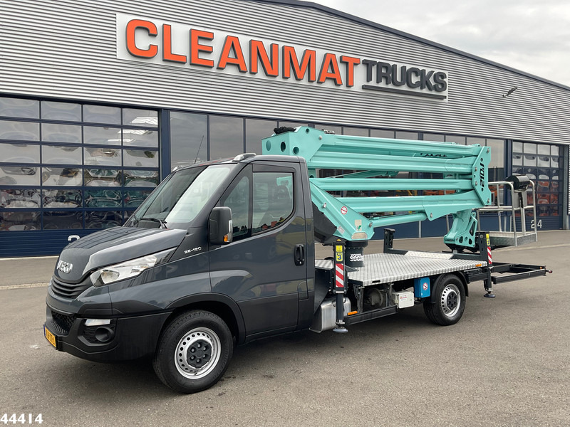 Iveco Daily 35S12 20 Meter hoogwerker + JIB Just 6.039 km! - משאית: תמונה 3 Iveco Daily 35S12 20 Meter hoogwerker + JIB Just 6.039 km! - משאית: תמונה 3