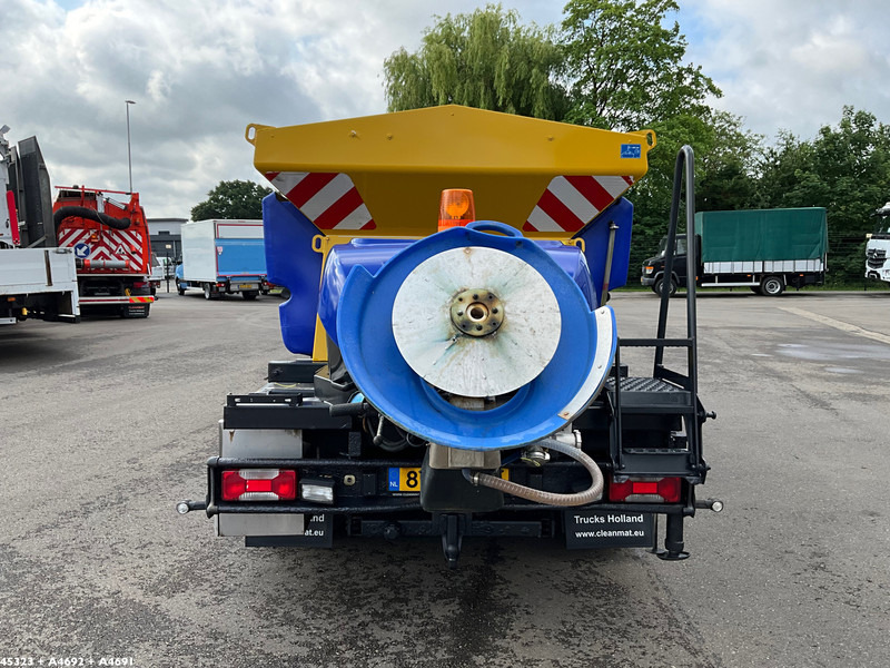 Iveco Daily 70C17 Nido zoutstrooier - מפלסת שלג: תמונה 5 Iveco Daily 70C17 Nido zoutstrooier - מפלסת שלג: תמונה 5